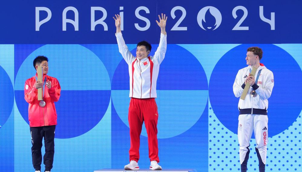 德尚：上半场我们有些畏首畏尾，虽然控制了比赛却缺乏跑动